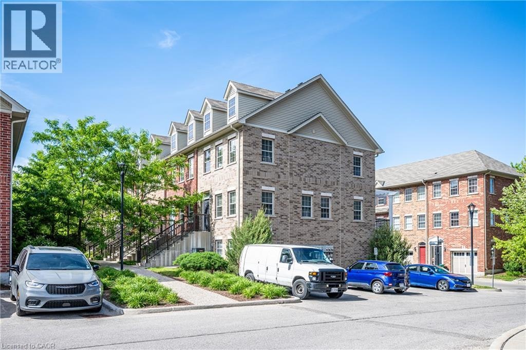 5 Whitehaven Lane, Kitchener, ON, N2H 0B3 - 3