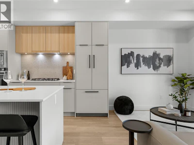 212-2341 Bear Mountain Pkwy - 2