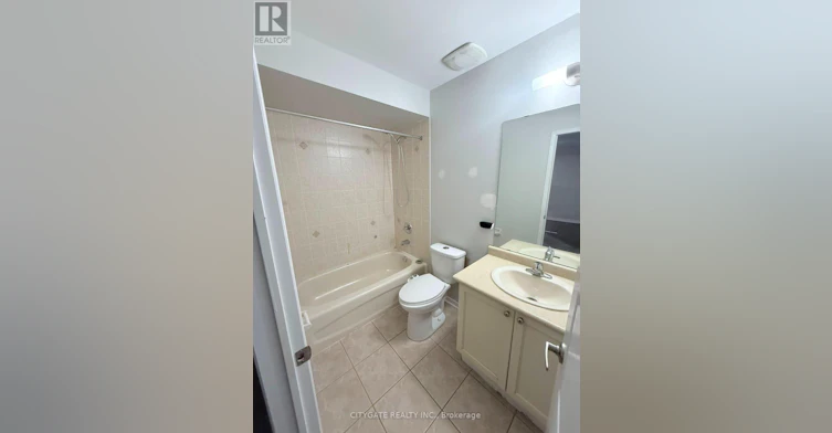 MAIN/SECOND-124 Crystalview Crescent E, Brampton, ON, L6P 2S2 - 11