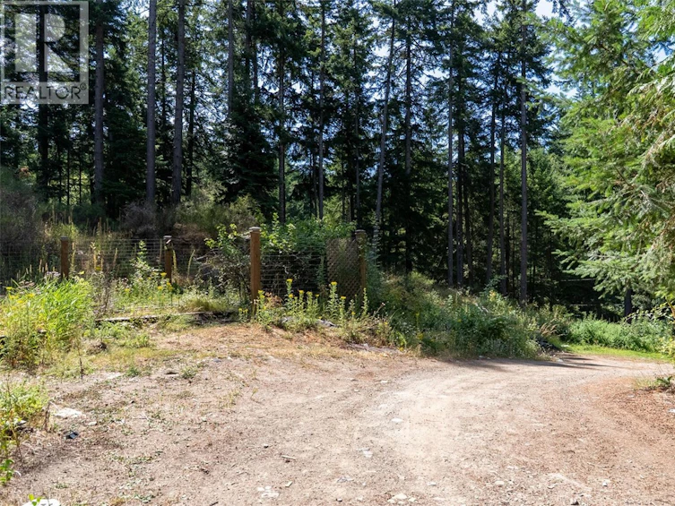 4622 Sailor Road, Pender Island, BC, V0N 2M0 - 10