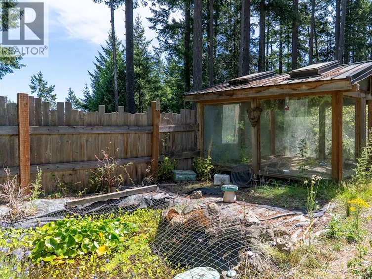 4622 Sailor Road, Pender Island, BC, V0N 2M0 - 14