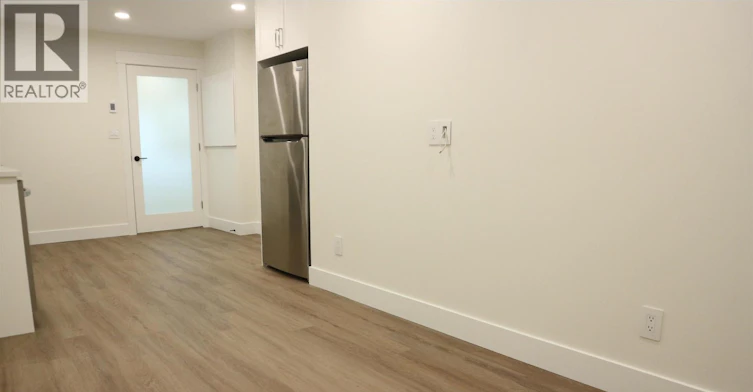 688 Cassiar Street, Vancouver, BC, V5K 2L7 - 8