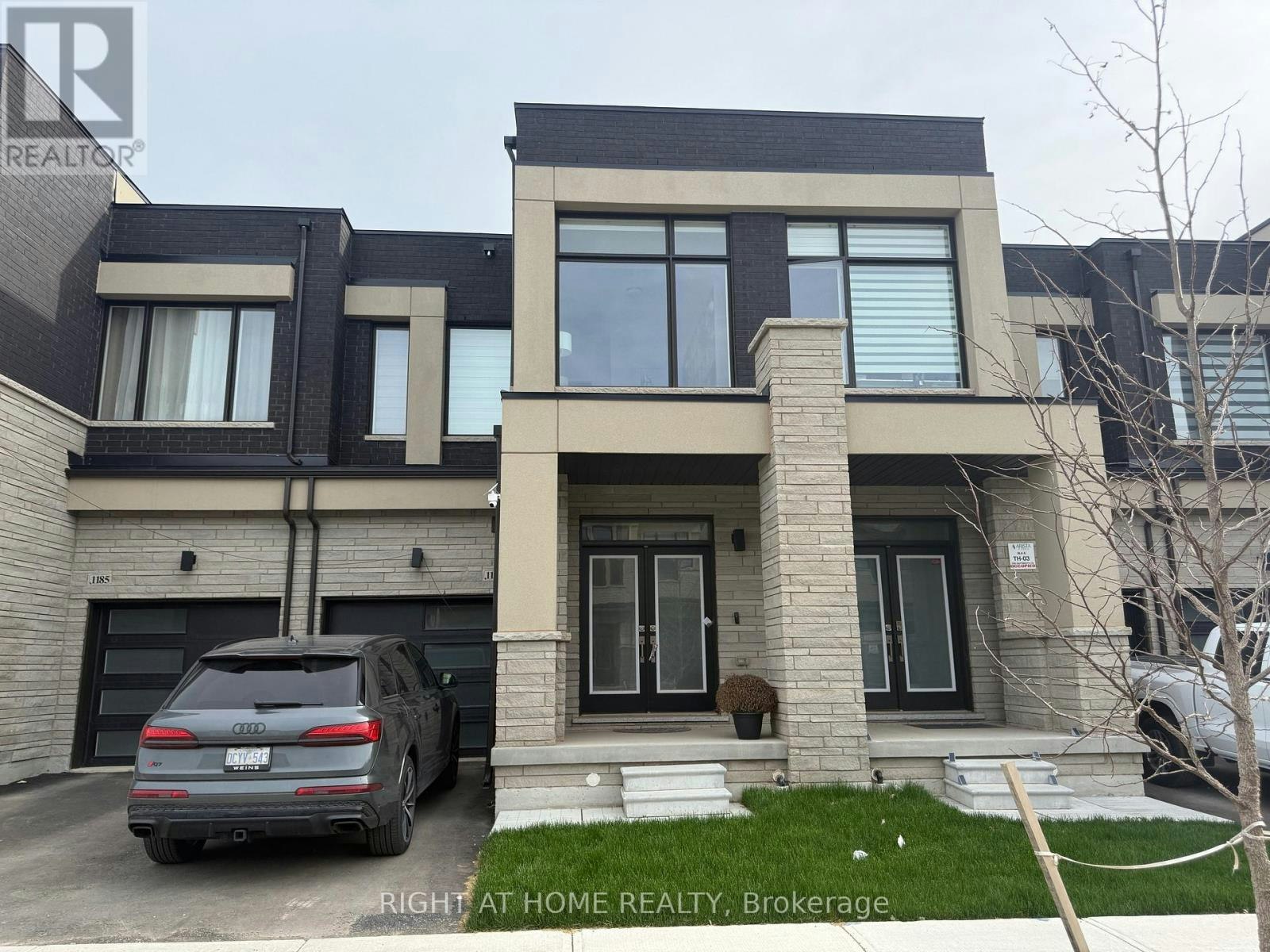 1187 Dartmouth Crescent, Oakville, ON, L6H 8C3