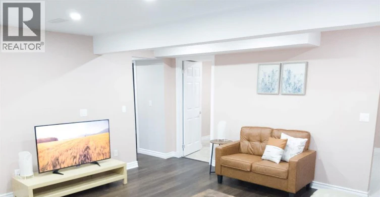 4694 Helsinki Crescent, Windsor, ON, N9G 3G2 - 8