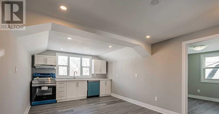 UPPER Floor 9 Rykert Street, St. Catharines, ON, L2S 1J6