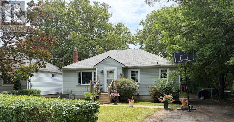 26 Beamer Avenue, St. Catharines, ON, L2M 2L3