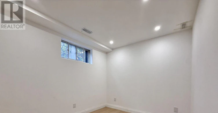 18 Patrick Boulevard, Toronto, ON, M2J 3K9 - 7