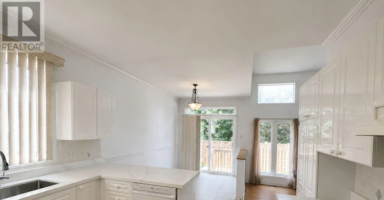 78 Deerfox Drive, Ottawa, ON, K2J 4W9 - 17