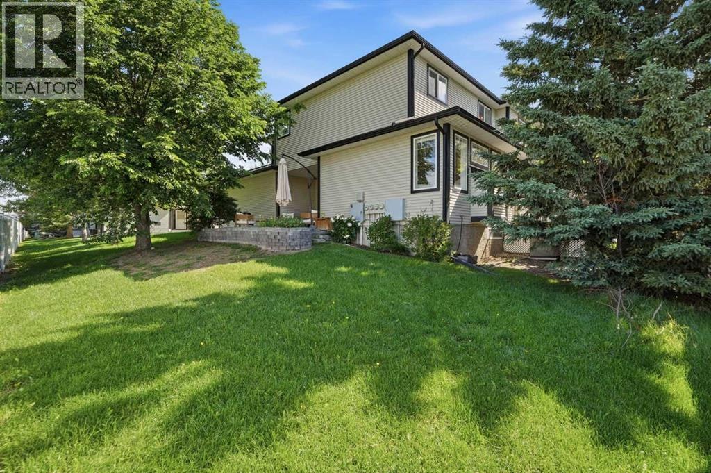 18-15 Silver Springs Way NW, Airdrie, AB, T4B 2W1