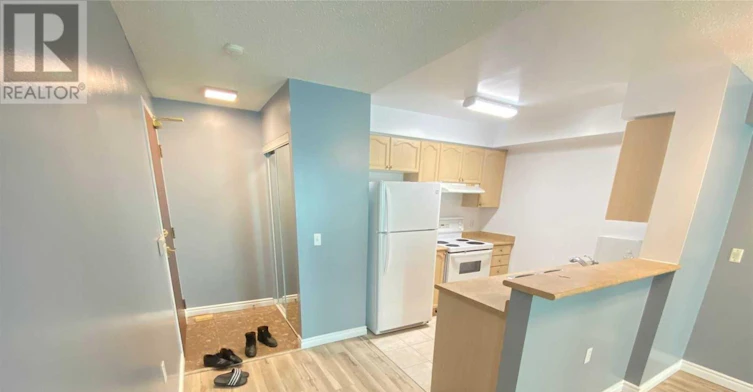 606-26 Olive Avenue, Toronto, ON, M2N 7G7 - 4
