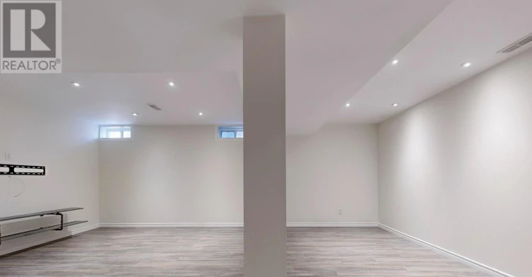 68 Mcnicol Crescent, Ajax, ON, L1Z 1Y8 - 38