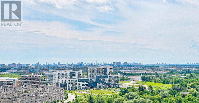 2307-8 Water Walk Drive, Markham, ON, L3R 6L4 - 32