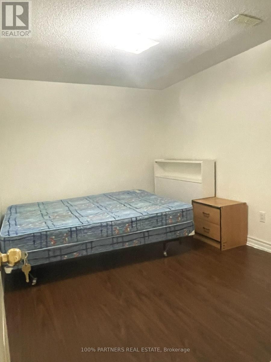 BASEMENT-2 23 Rms 1 1kit Vickers Wr Road, Markham, ON, L3R 6S7 - 7