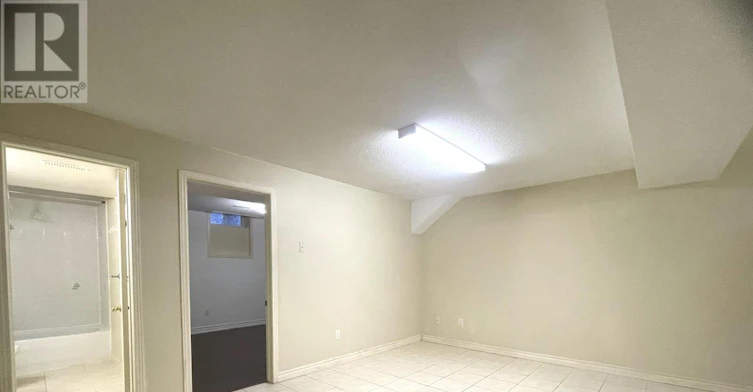 BASEMENT-2 23 Rms 1 1kit Vickers Wr Road, Markham, ON, L3R 6S7 - 10