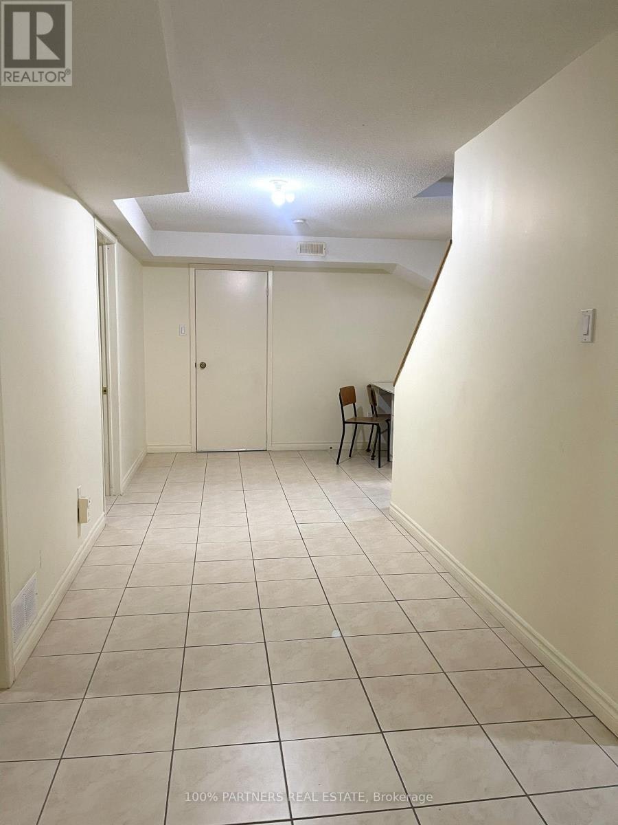 BASEMENT-2 23 Rms 1 1kit Vickers Wr Road, Markham, ON, L3R 6S7 - 11