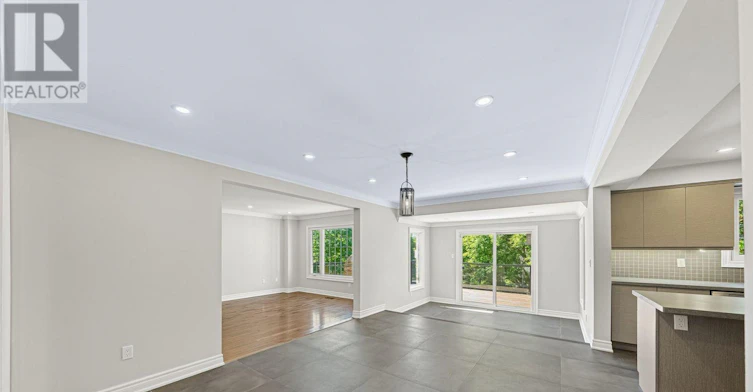 619 Culler Mews, Newmarket, ON, L3X 1V8 - 13