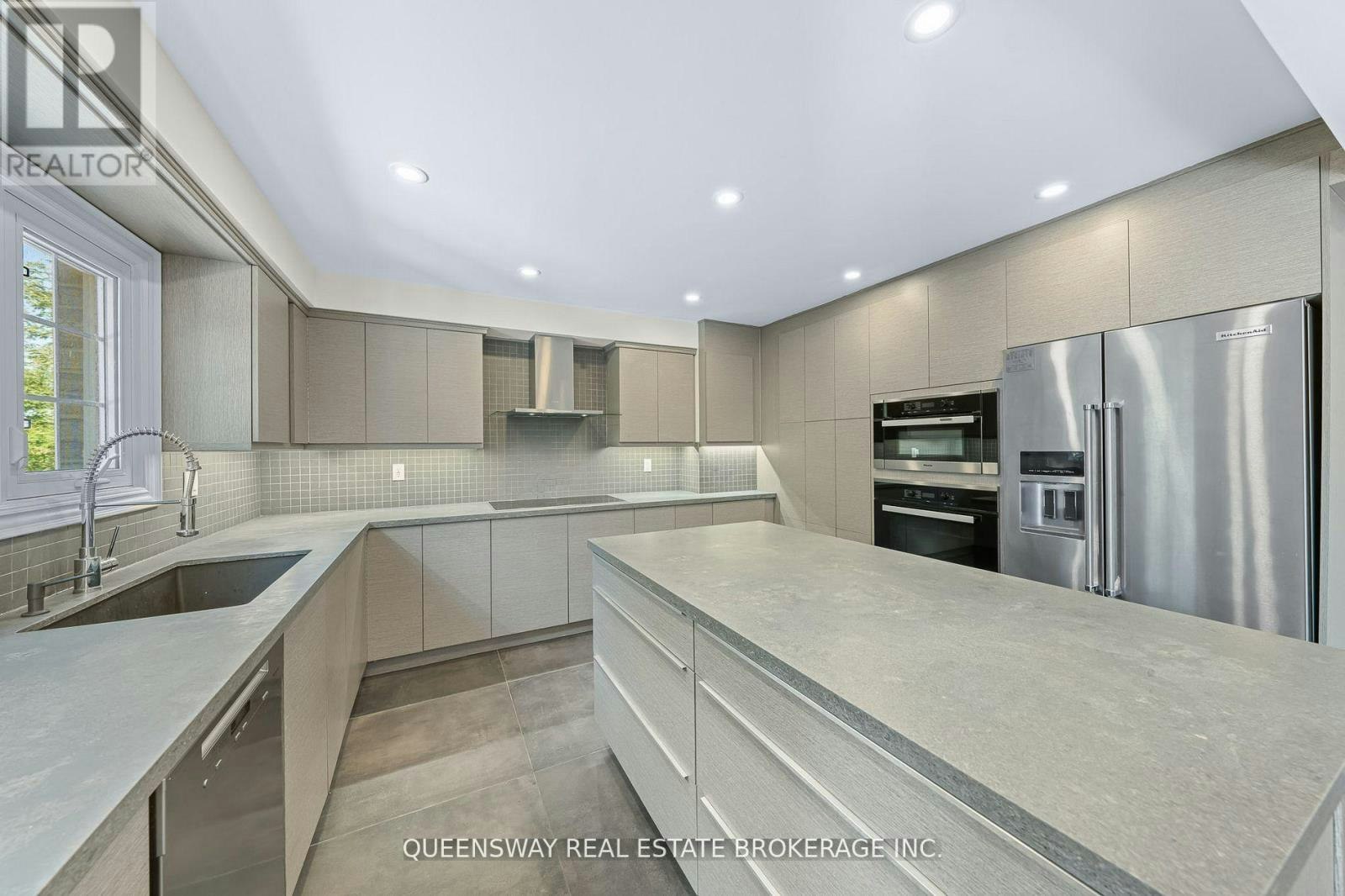 619 Culler Mews, Newmarket, ON, L3X 1V8 - 15
