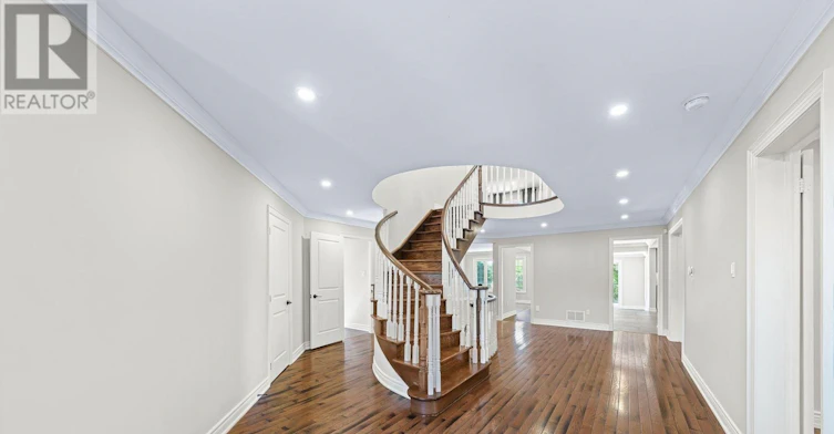 619 Culler Mews, Newmarket, ON, L3X 1V8 - 32