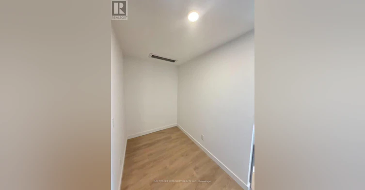 360-68 Esther Shiner Boulevard, Toronto, ON, M2K 0J6 - 9