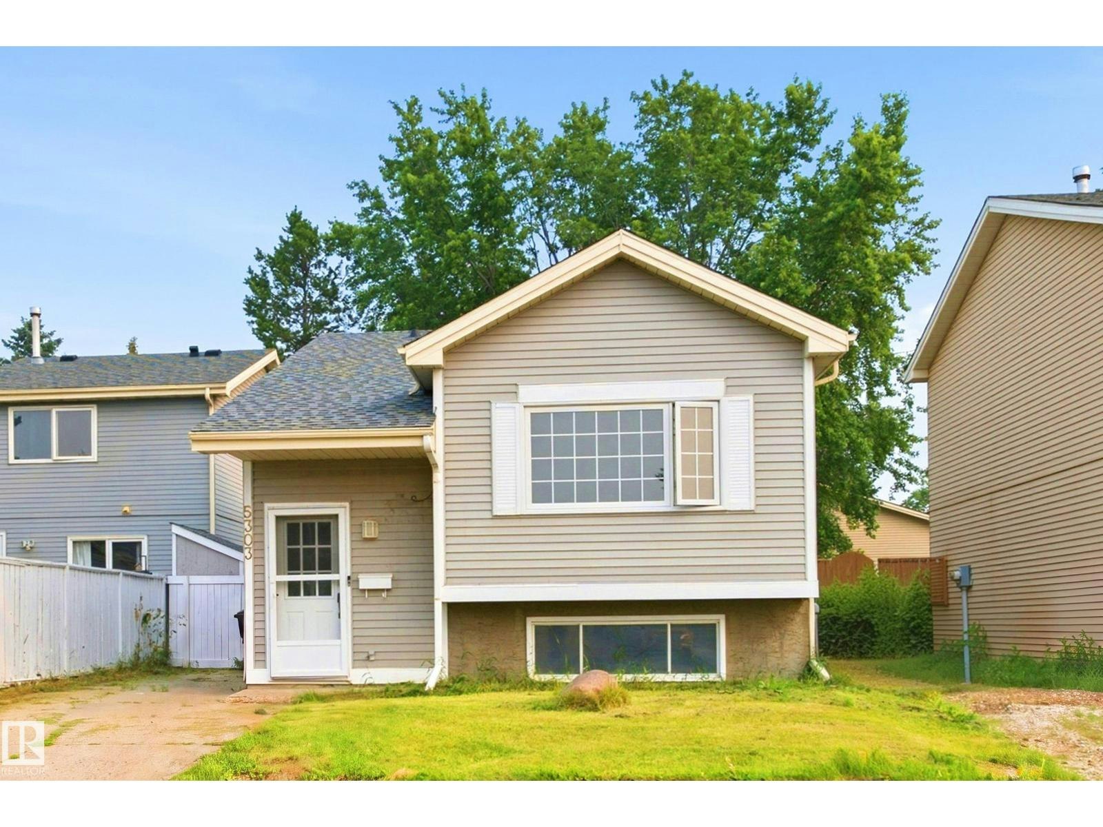 5303 21 Avenue NW, Edmonton, AB, T6L 5G5