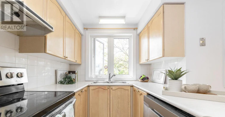 324 Briston Private, Ottawa, ON, K1G 5R2 - 20