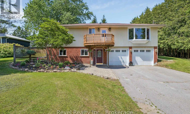 41 Lakeview Boulevard
