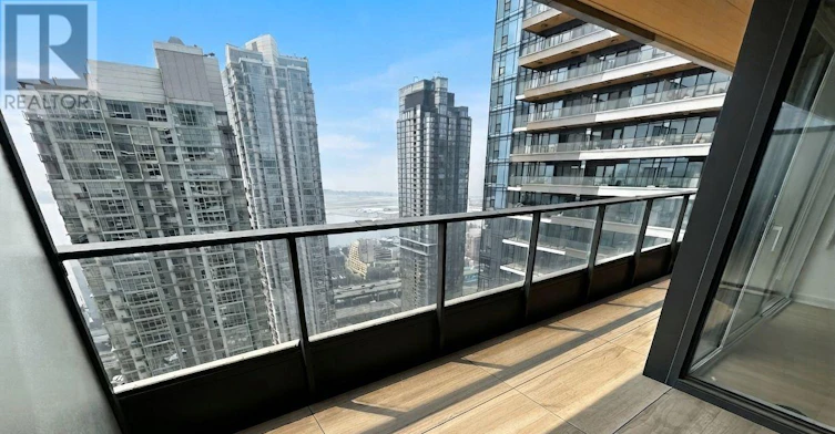 3809-1 Concord Cityplace Way, Toronto, ON, M5V 0X3 - 9