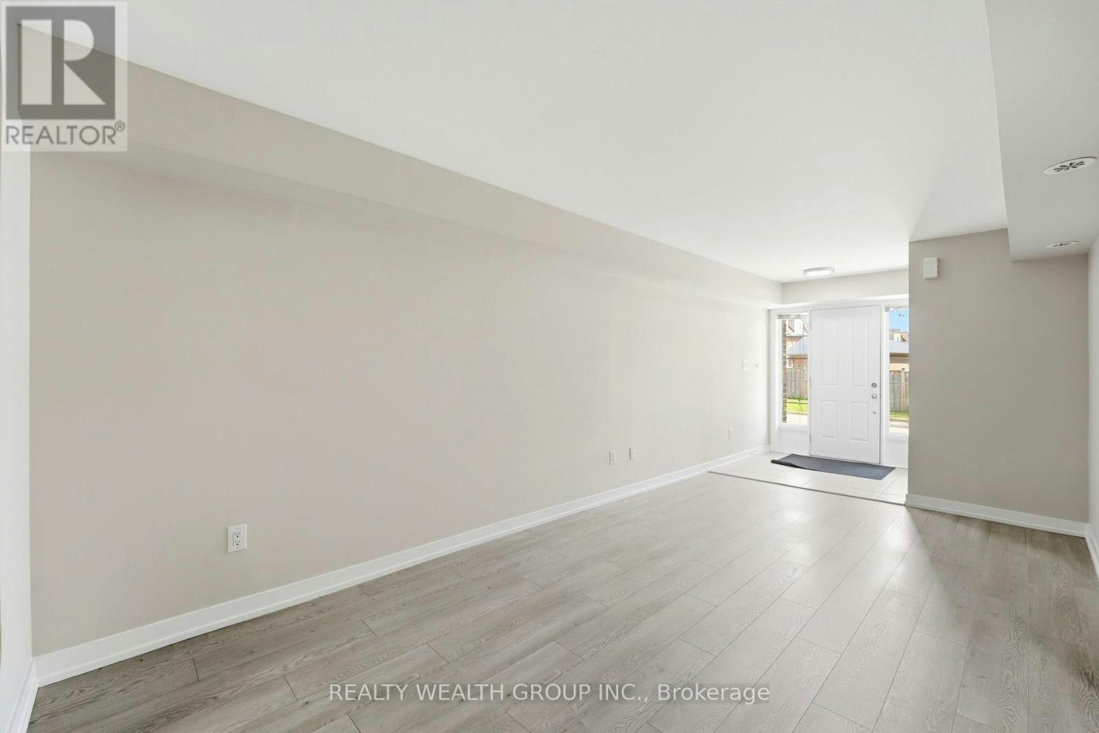253-60 Parrotta Drive, Toronto, ON, M9M 0E5 - 8