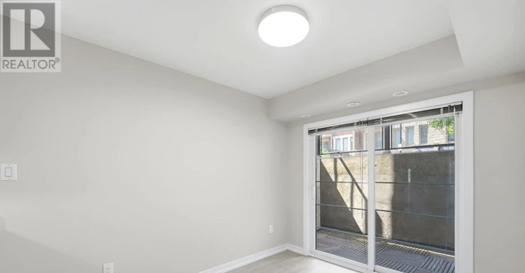 253-60 Parrotta Drive, Toronto, ON, M9M 0E5 - 7