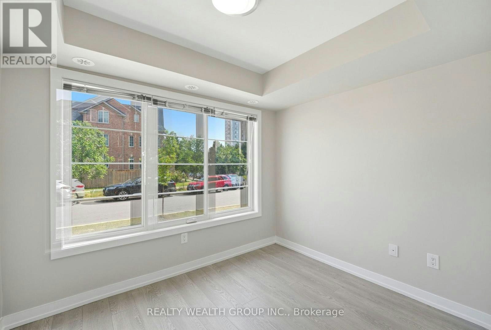 253-60 Parrotta Drive, Toronto, ON, M9M 0E5 - 13