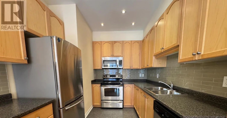 47-181 Plains Road W, Burlington, ON, L7T 0B1 - 16