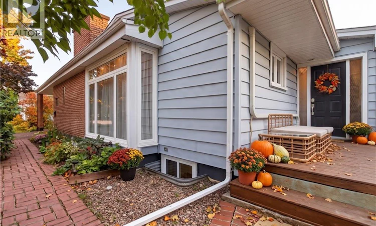 20 Vista Drive