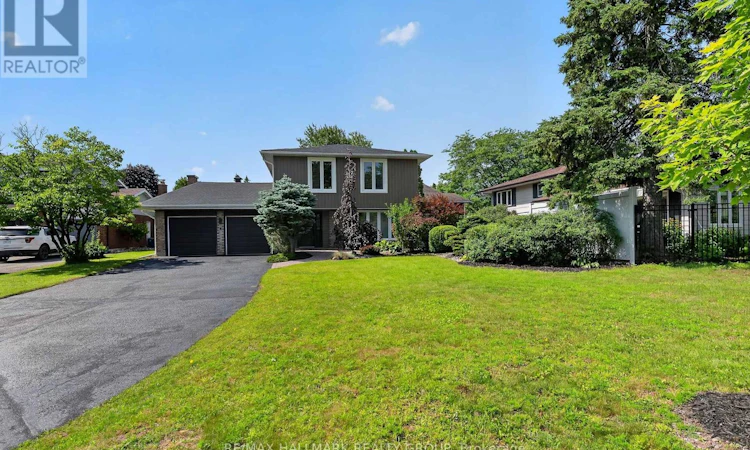 4 Claret Court