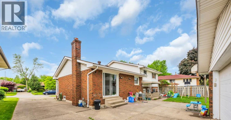 LOWER-2976 Buttery Court, Windsor, ON, N9E 3W4 - 2