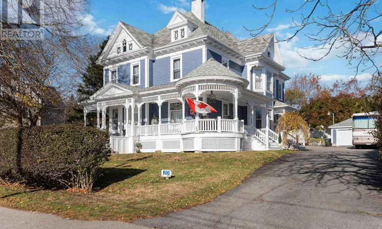 20 Victoria Avenue