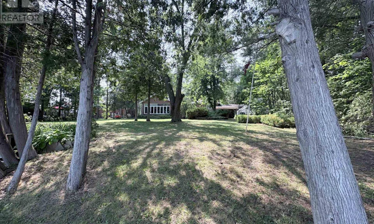 60 Pinewood Boulevard