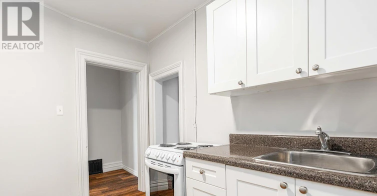 3-221 Hamilton Road, London, ON, N5Z 1P9