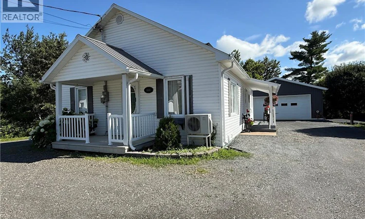 466 Main Street