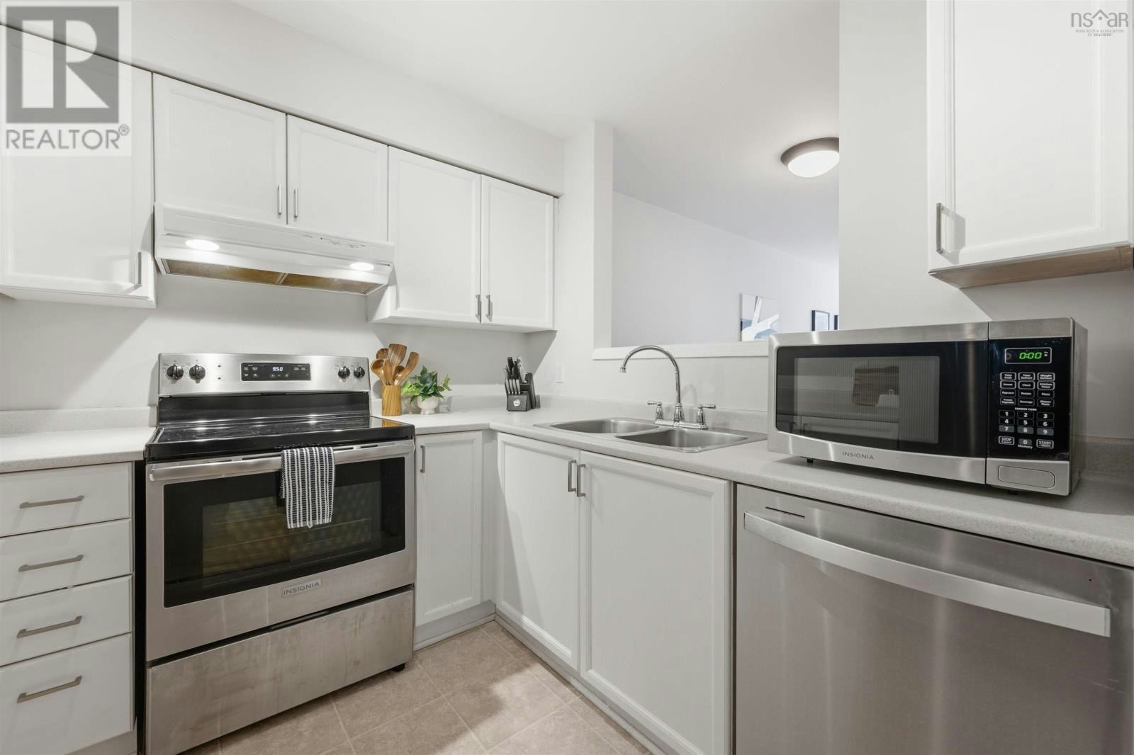 105-5230 Tobin Street, Halifax, NS, B3H 1S2