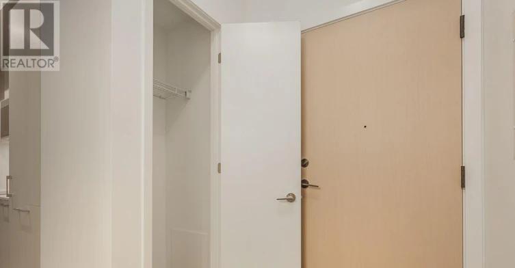 305-10 Oak Street, Toronto, ON, M5A 0Z1 - 13