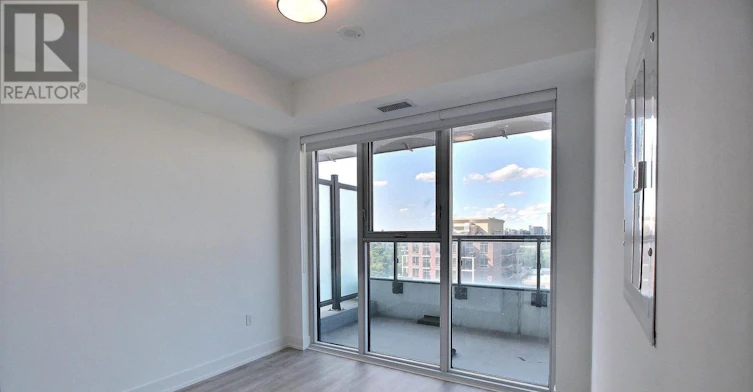 1730-20 Inn ON The Park Drive, Toronto, ON, M3C 0P8 - 9