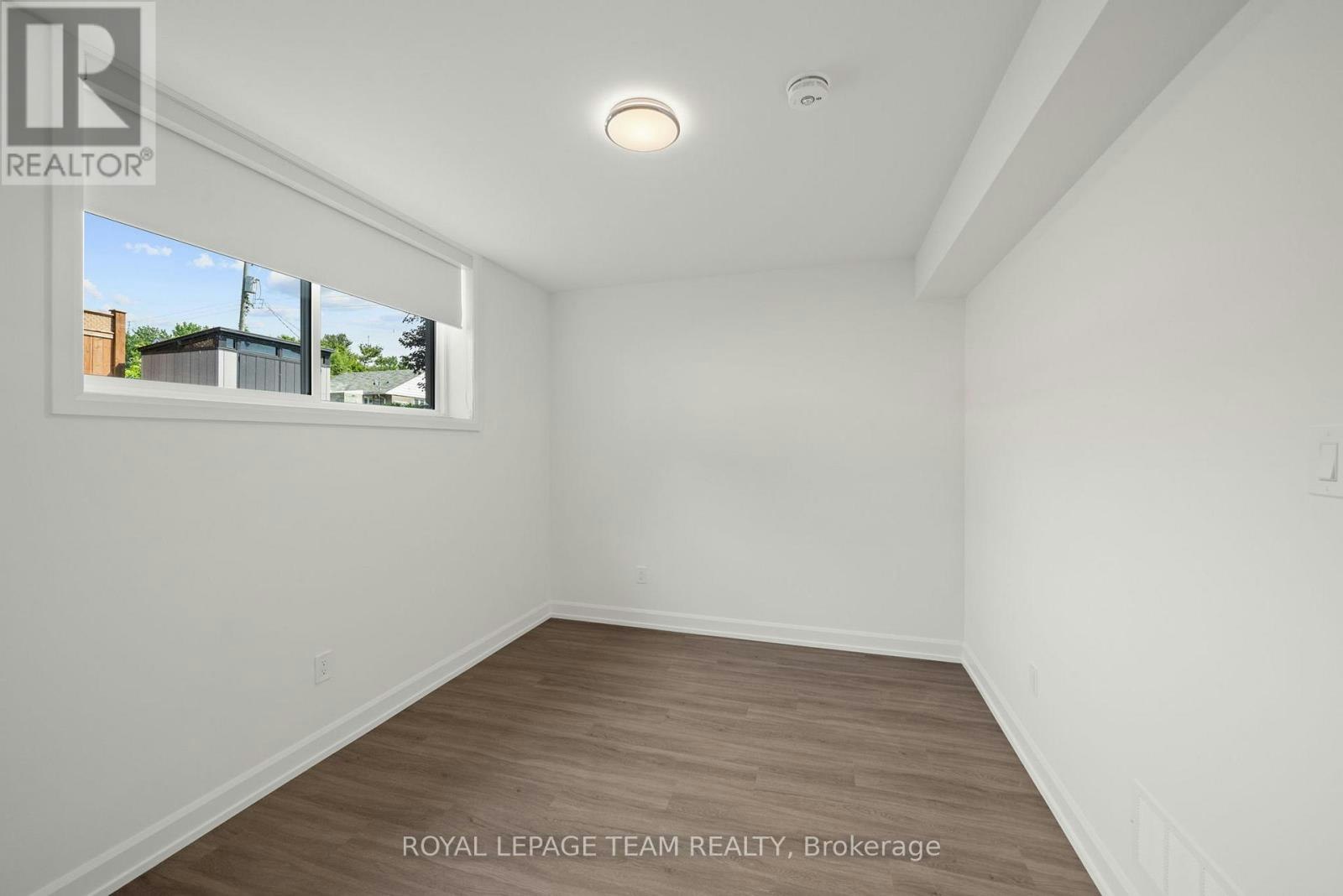 LOWER-998 Hollington Street, Ottawa, ON, K1Z 6K6 - 15