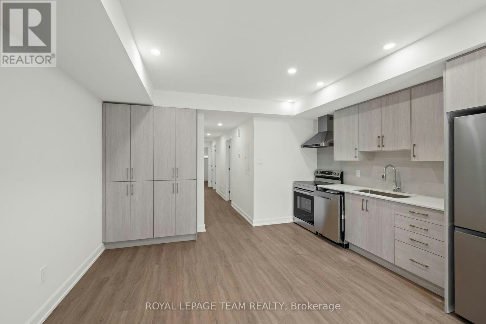 LOWER-998 Hollington Street, Ottawa, ON, K1Z 6K6 - 10