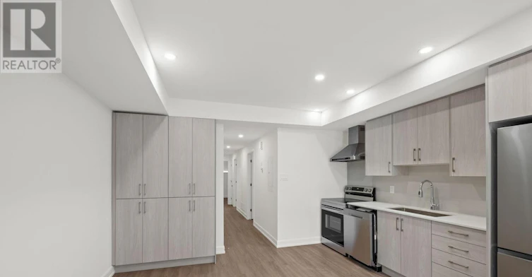 LOWER-998 Hollington Street, Ottawa, ON, K1Z 6K6 - 10