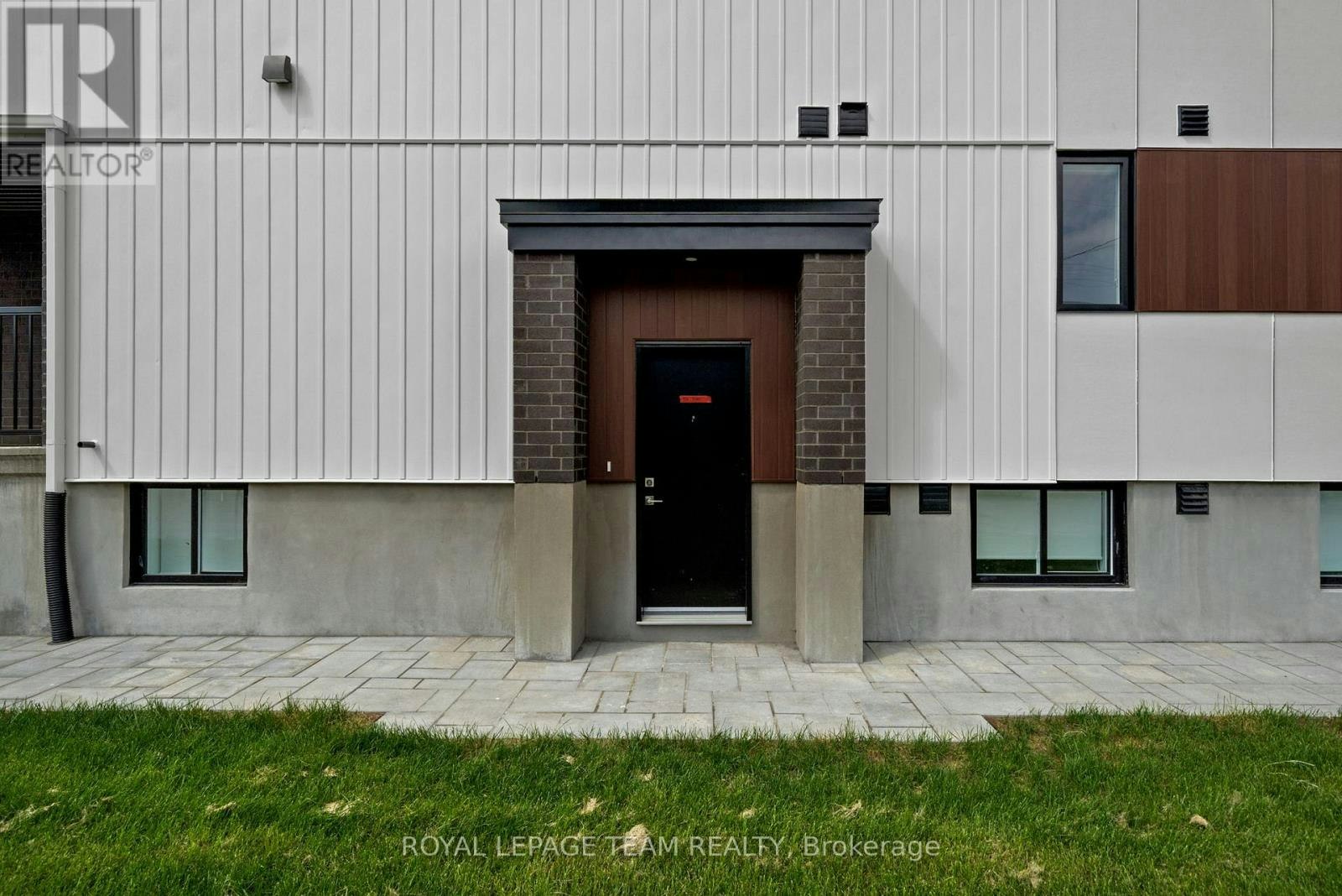 LOWER-998 Hollington Street, Ottawa, ON, K1Z 6K6 - 3