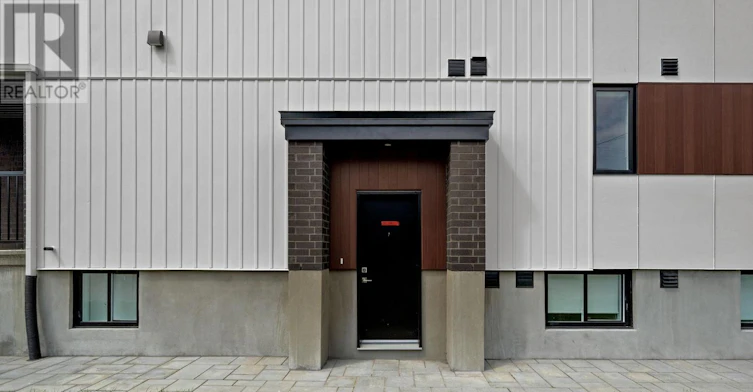 LOWER-998 Hollington Street, Ottawa, ON, K1Z 6K6 - 3