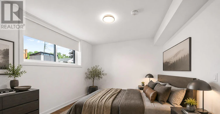 LOWER-998 Hollington Street, Ottawa, ON, K1Z 6K6 - 14
