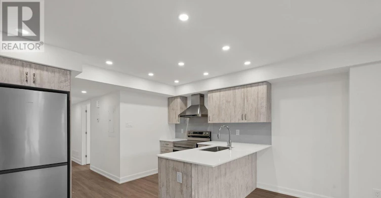 MAIN-998 Hollington Street, Ottawa, ON, K1Z 6K6 - 7