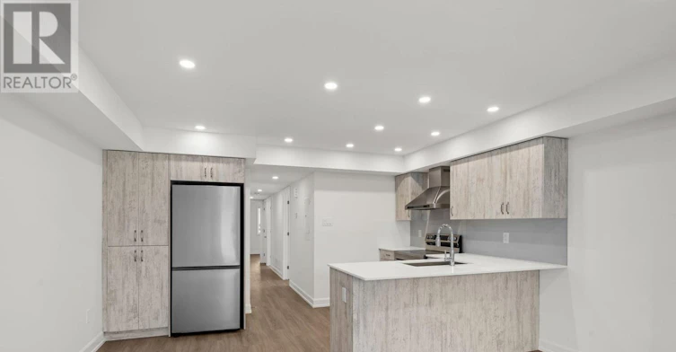 MAIN-998 Hollington Street, Ottawa, ON, K1Z 6K6 - 6