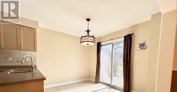 48 Primeau Drive, Aurora, ON, L4G 6Z2 - 7